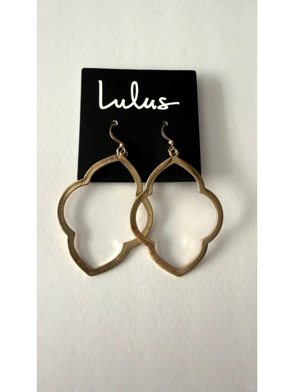 NOC Lulus Gold-Tone Quatrefoil Drop Earrings 3" Zinc Lightweight Modern Design